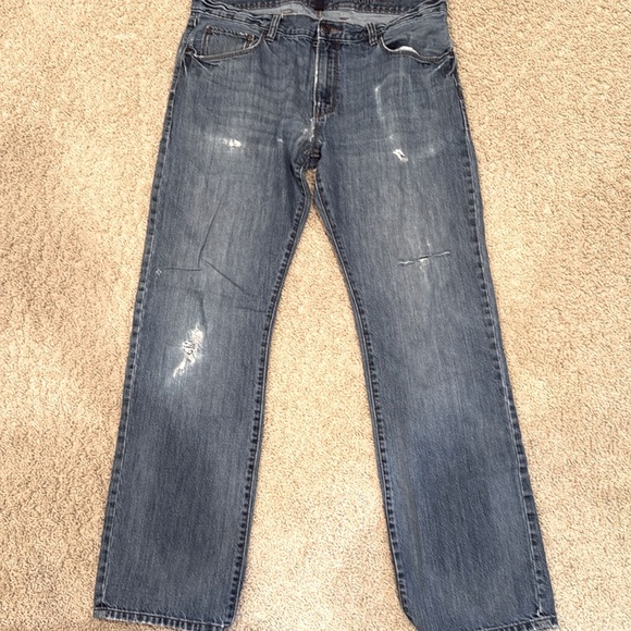 Gap Mens Classic 5-Pocket Premium Straight Jeans Distress 2013 Rustic Wash 36x34 - Picture 1 of 11